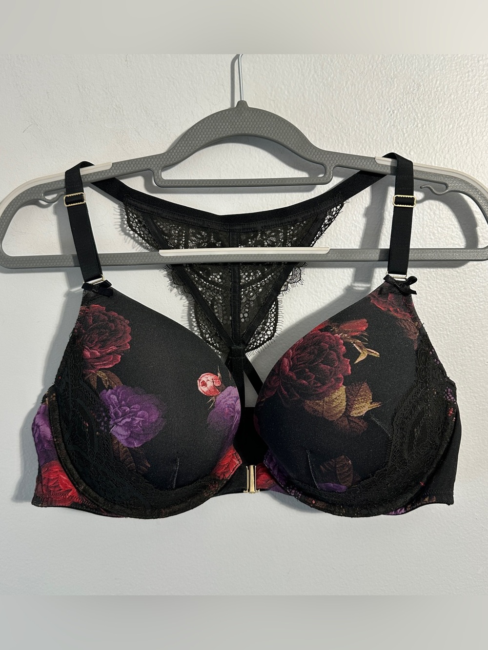 Black Floral Lace Racerback Front-clasp Bra 42C